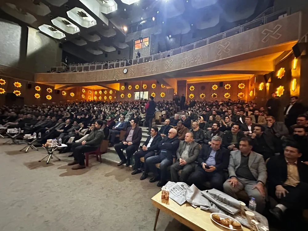 مراسم تحلیف مهندسان جوان به همت آموزشگاه مهندسی آترو